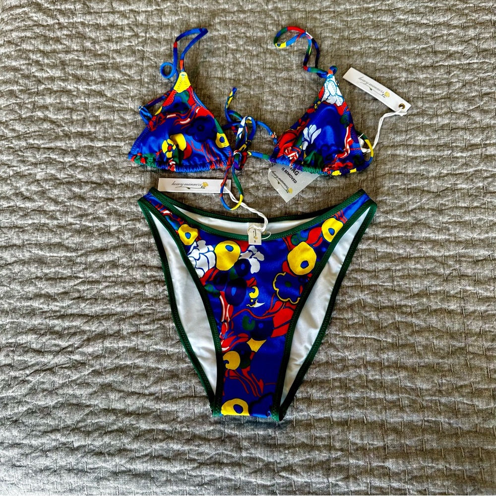 Heavy manners bikini